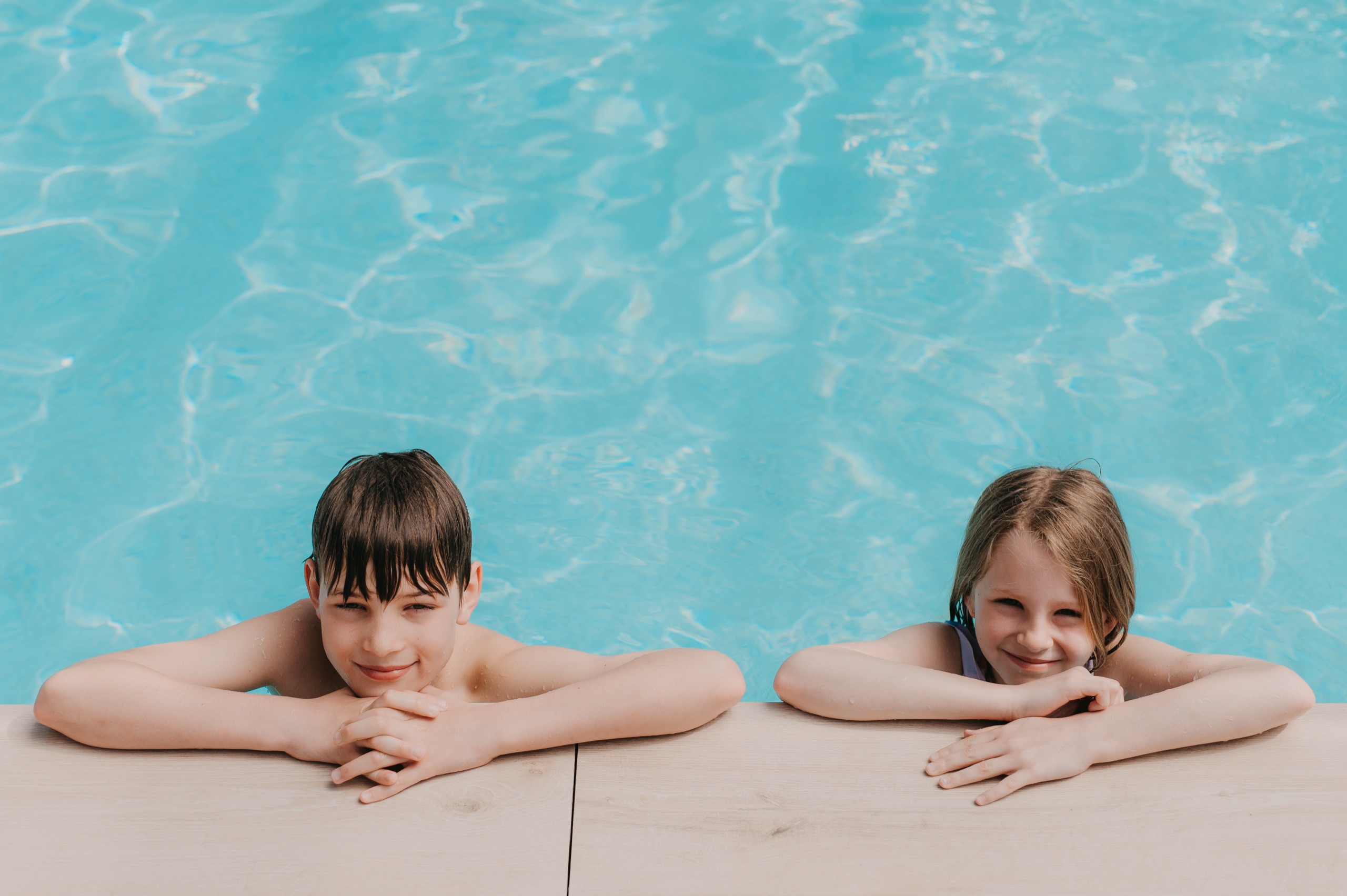 Überdachter Pool mit beheiztem Wasser – Posesja Apartamenty Grzybowo